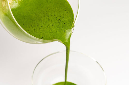 Chawan zum Ausgießen aus Glas