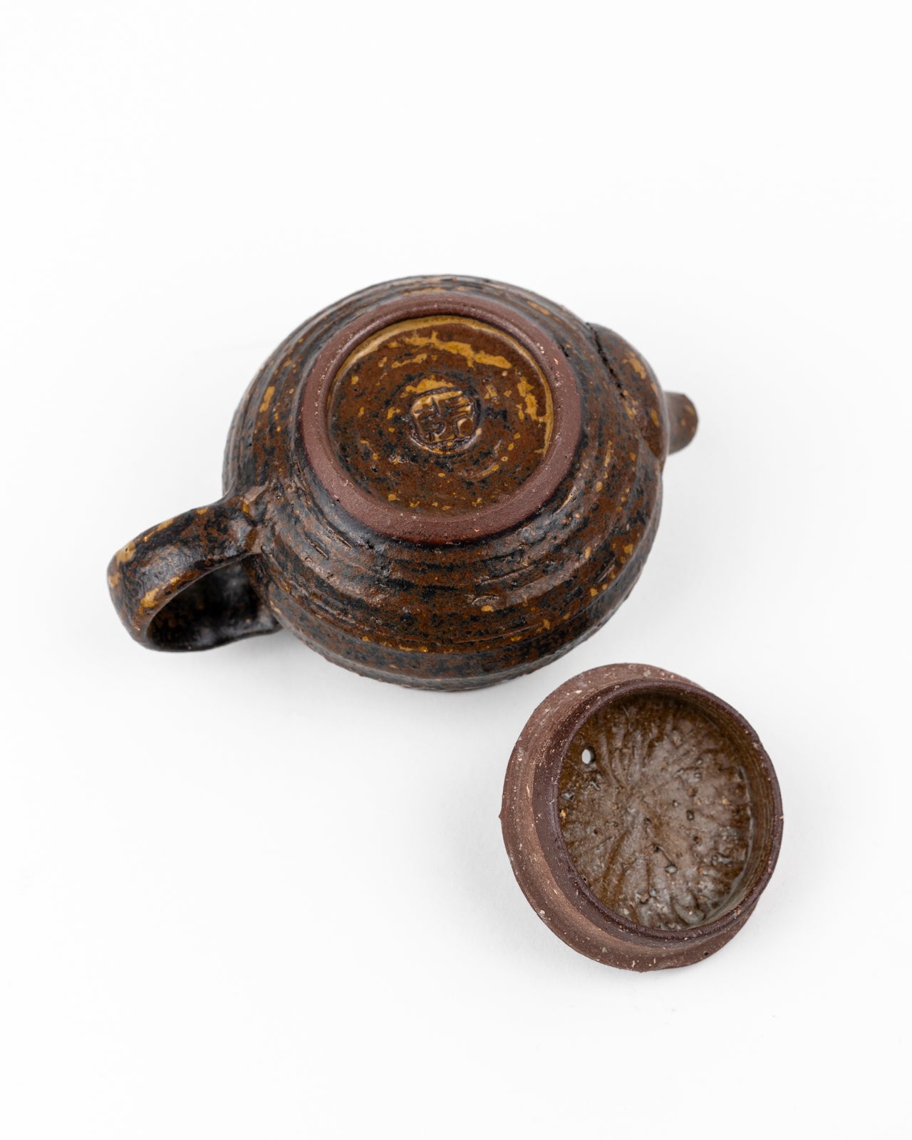 Teapot by Andrzej Bero