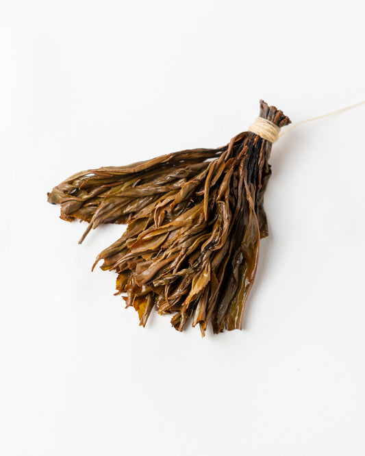 Vanilla Tea Broom - black tea