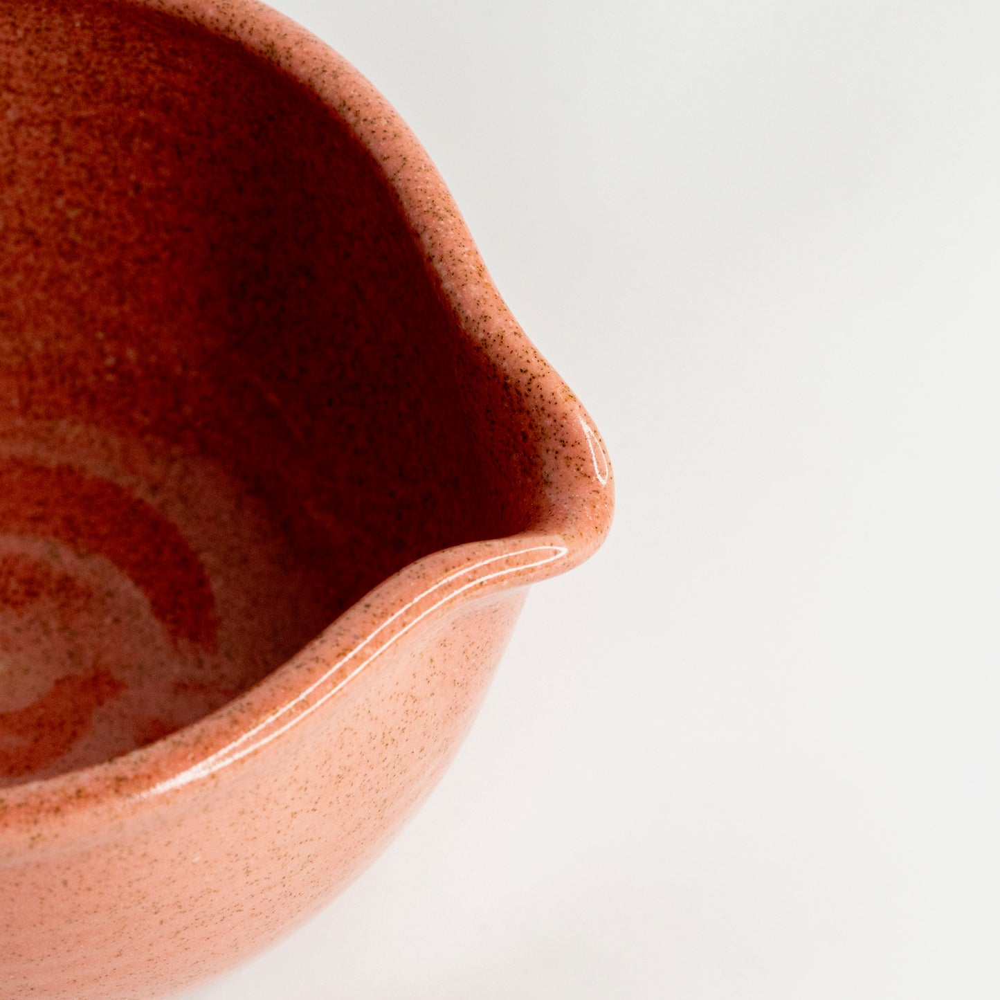 Chawan with spout - French rose