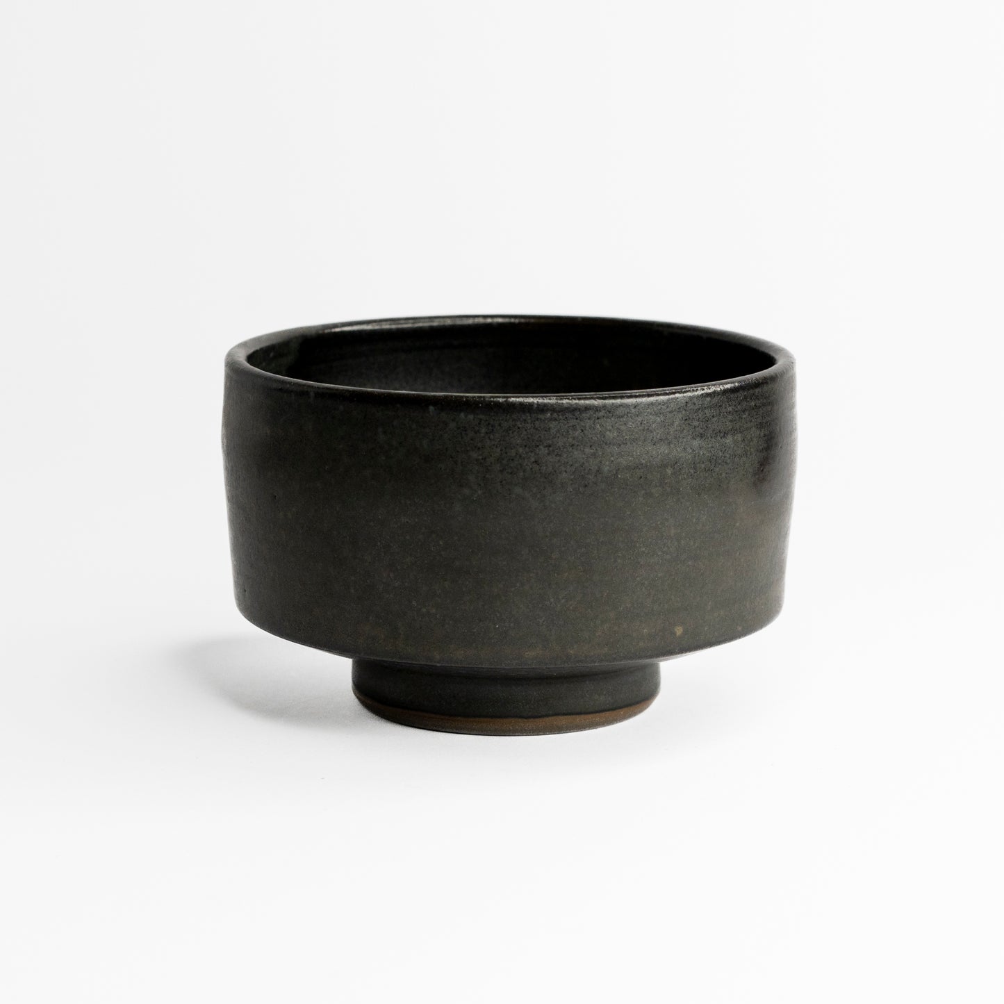 Dark grey chawan