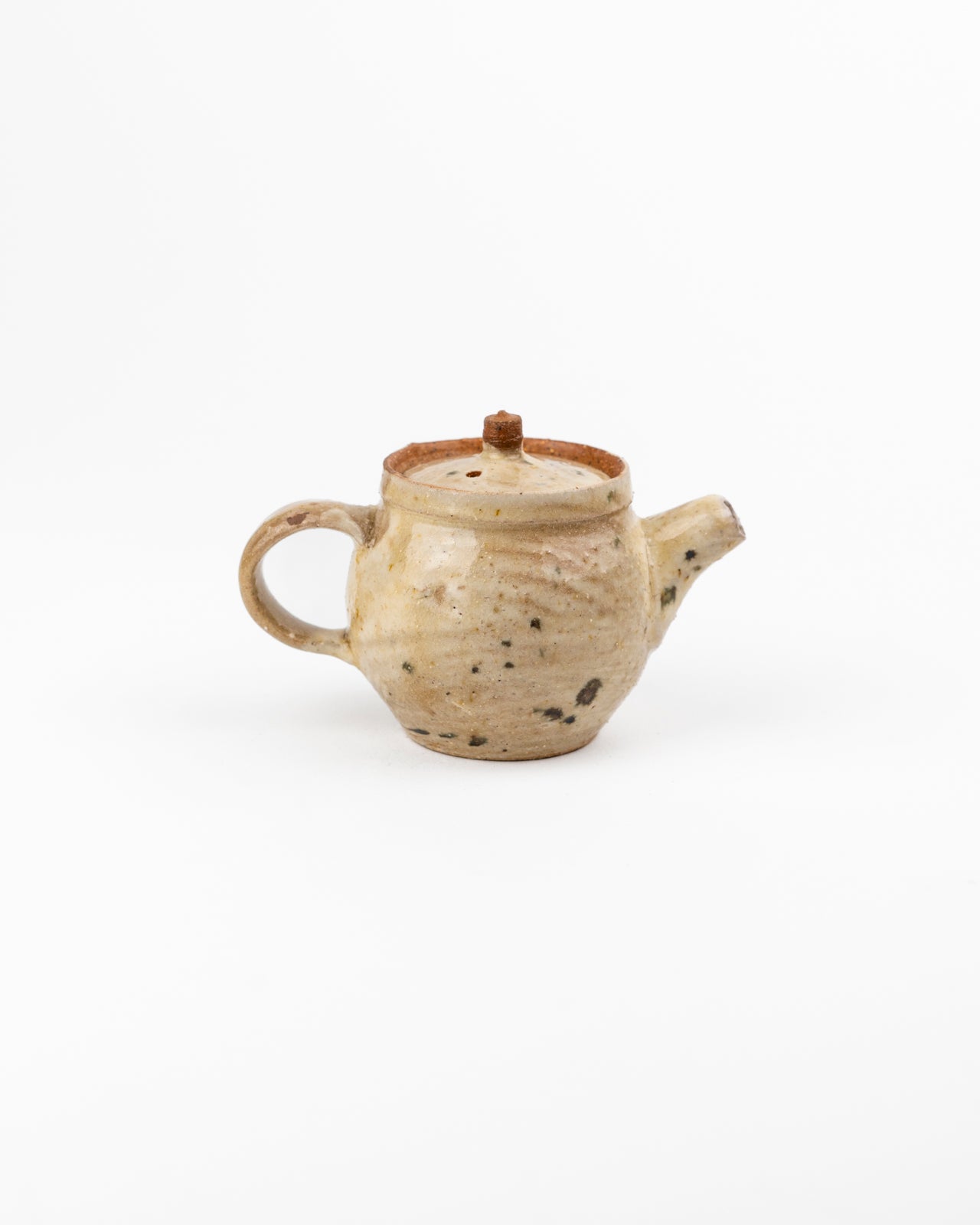 Teapot by Andrzej Bero