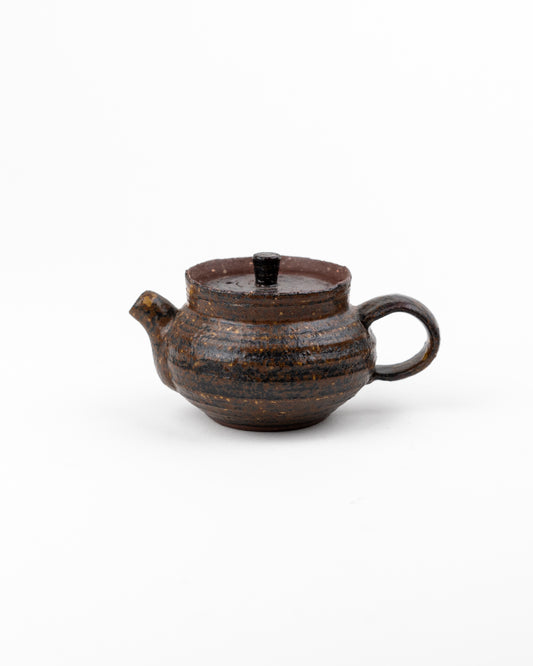 Teapot by Andrzej Bero